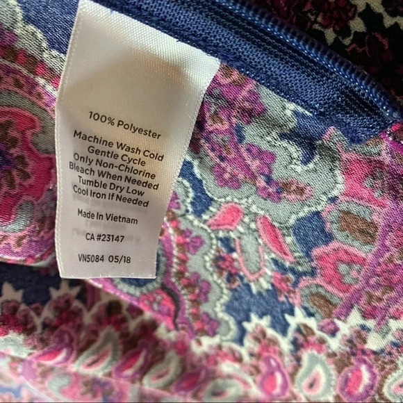 Talbots shirt Pink  paisley polyester Women’s Size Large Petite - Picture 9 of 10